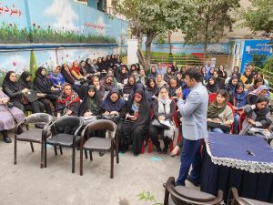 جلسه با حضور دکتر نغمه گو